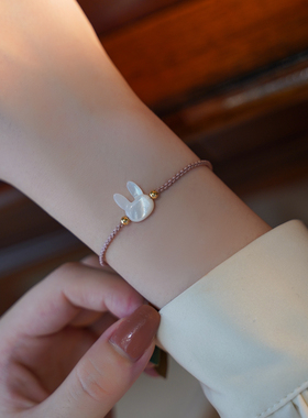 温晚时尚简约气质手链