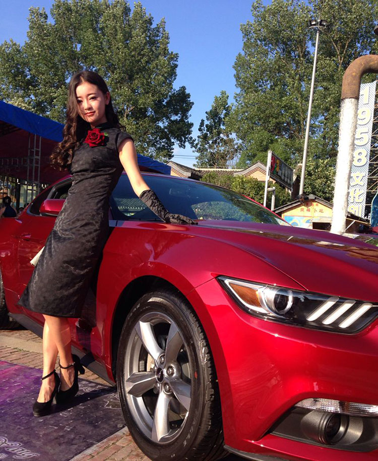 新娘结婚饰品仿真花朵红色玫瑰胸花婚礼配饰旗袍礼服胸针主持人 - 图1