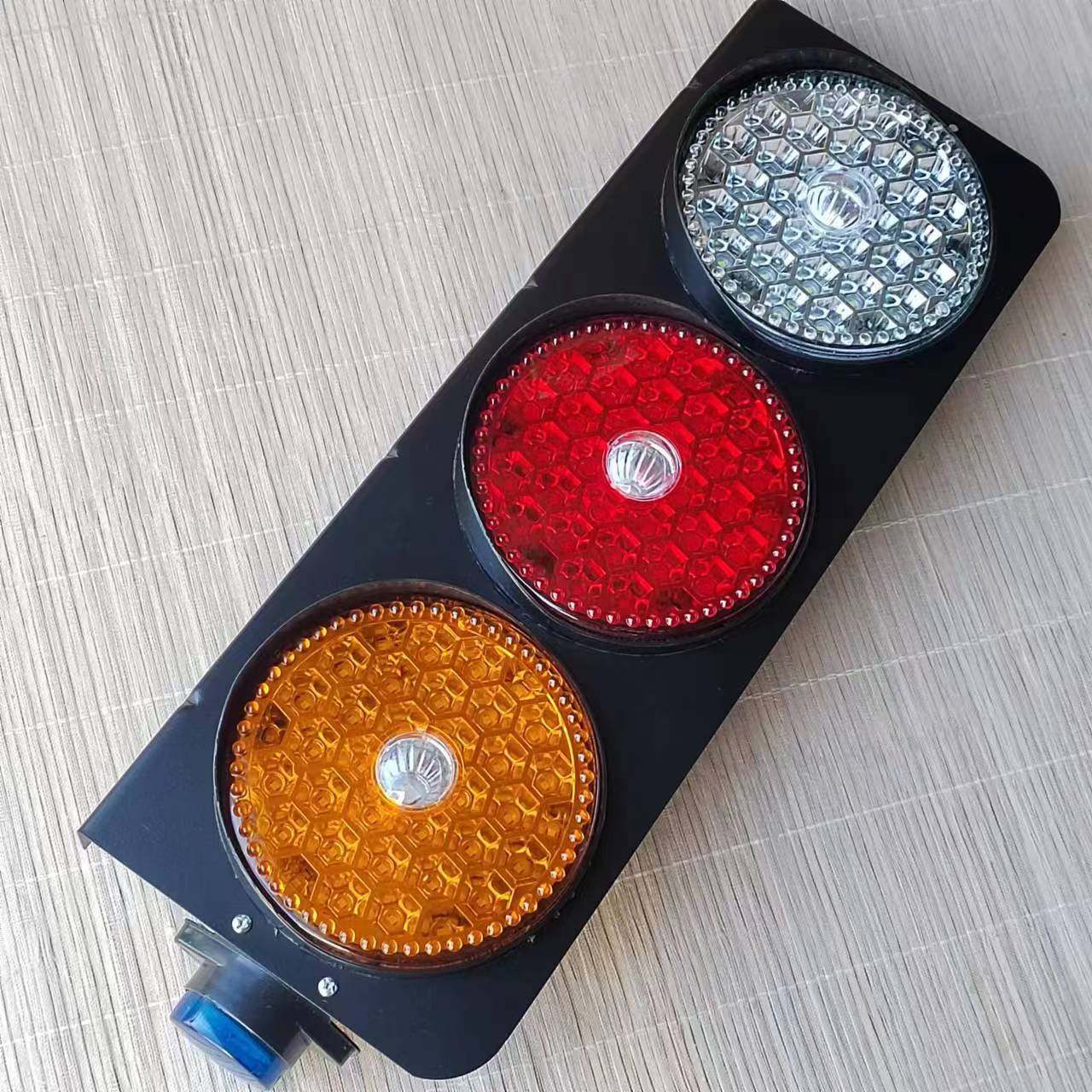 LED五寸中集挂车后尾灯三联货车24V防水刹车爆闪转向后组合灯三圆,淘宝优惠券,粉丝福利购,淘宝优惠卷