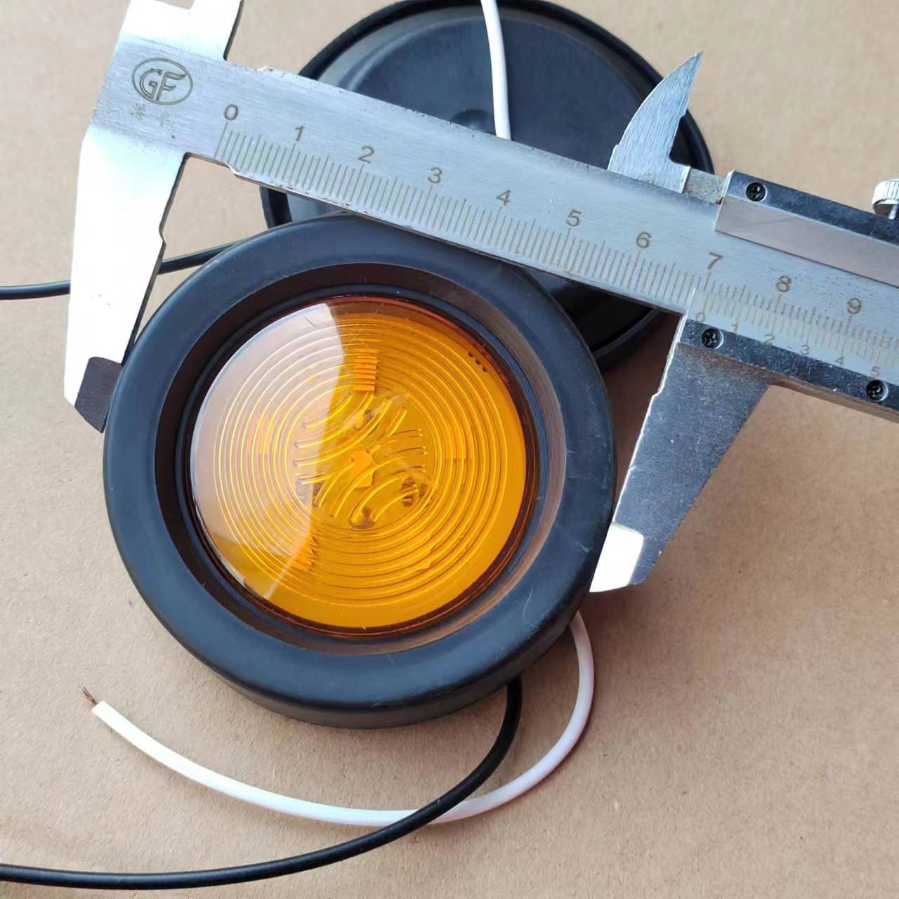 中集挂车示宽灯示高圆形角灯骨架栏板边灯2寸小圆灯货车集装箱24V - 图0