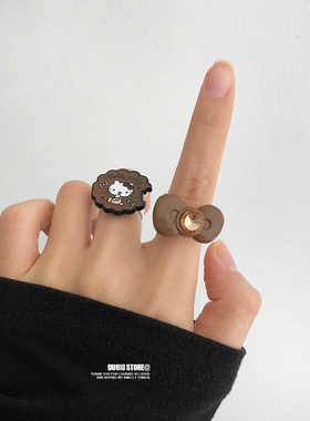 多喜商店【美拉德】秋冬咖色豹纹凯蒂猫饼干kt猫蝴蝶结合金戒指环