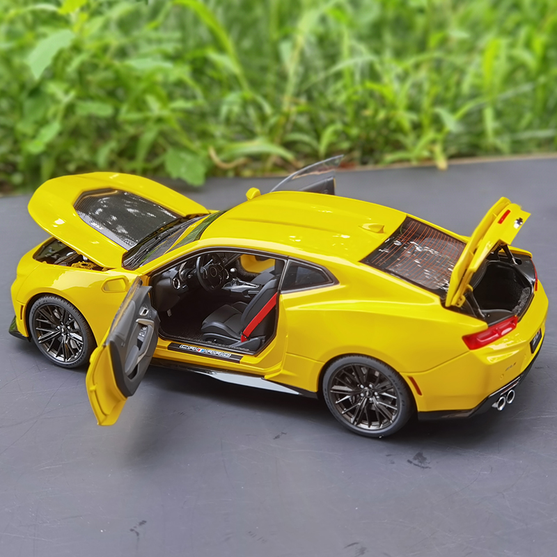 奥拓1:18 雪佛兰科迈罗CAMARO ZL1 2017 大黄蜂 汽车模型车模收藏 - 图2