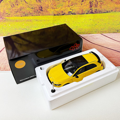 Kiloworks/NZG 1:18 奔驰 AMG A45 S 性能车合金汽车模型车模收藏 - 图3