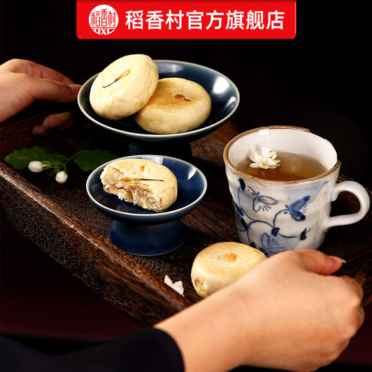 Daoxiangcun Chinese pastries are fresh, short-term and handmade