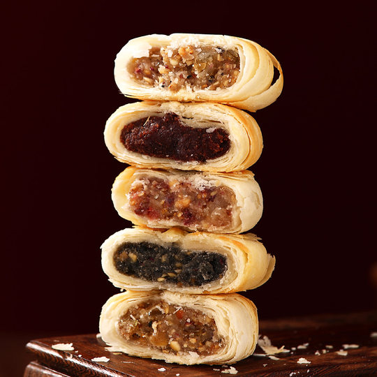 Daoxiangcun Su-style five-nut mooncakes with pastry and multiple flavors