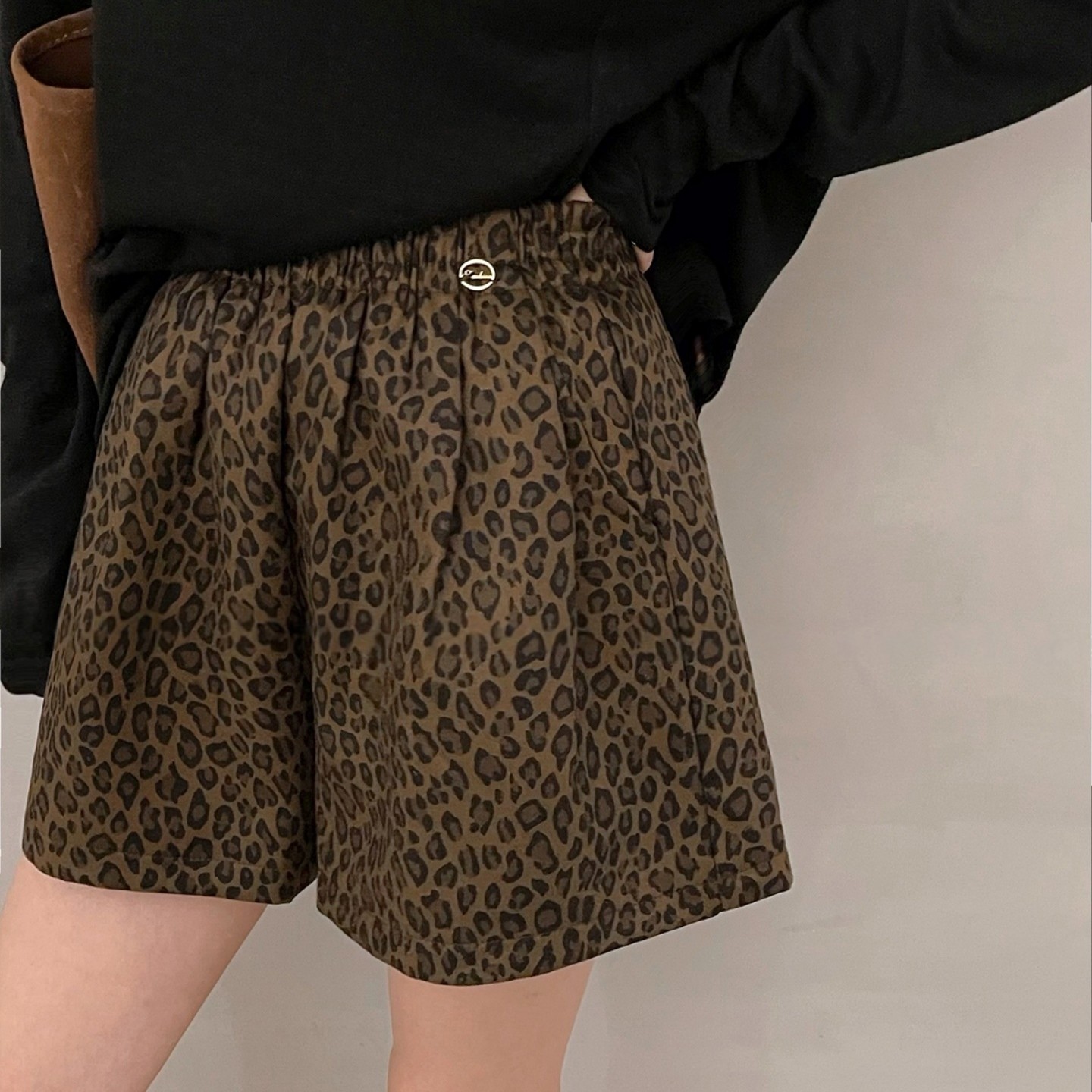 大码短裤女秋冬季外穿配靴子松紧高腰毛呢2025秋冬打底a字阔腿裤,淘宝优惠券,粉丝福利购,淘宝优惠卷