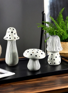 简约现代电镀手绘人形蘑菇小动物