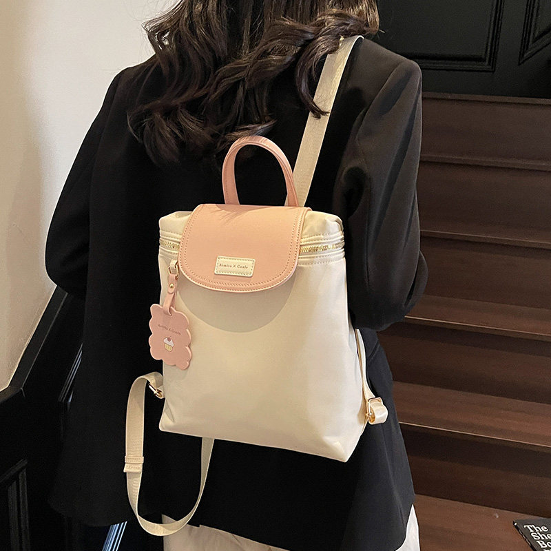 艾米兔女包2026新款时尚潮流简约质感休闲百搭小众通勤手提双肩包