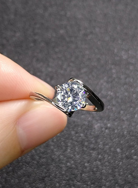 韩版时尚仿莫桑石求婚订婚甜美钻戒指少女学生经典几何形镀金戒指