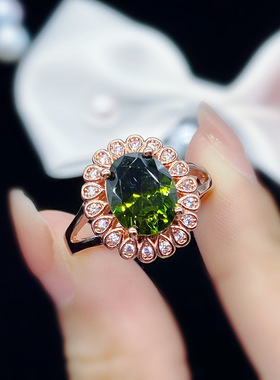 欧美高端珠宝女士气质长方形仿真橄榄绿碧玺硞石镶钻镀玫瑰金戒指