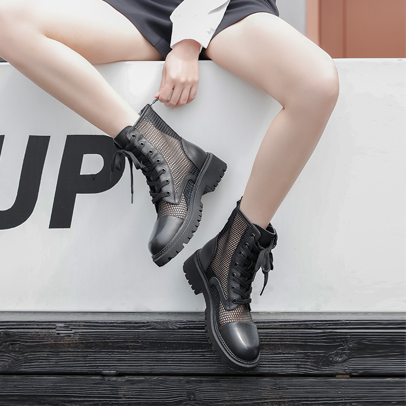 红蜻蜓女鞋官方旗舰店红蜻蜓马丁靴女夏季新款短靴子黑色薄款网纱透气镂空凉鞋WTB111761