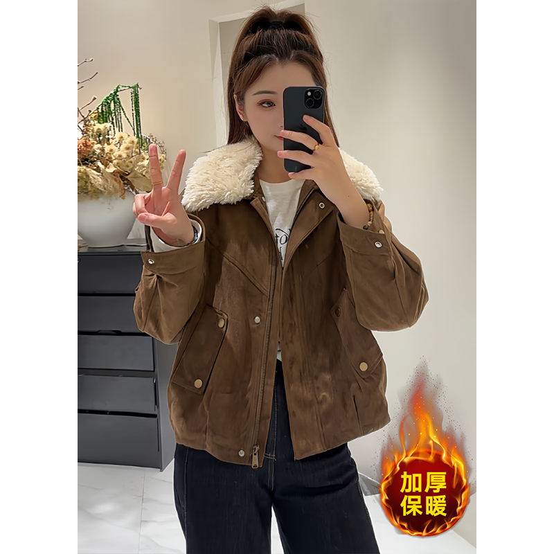 冬季保暖加厚羊羔毛翻领麂皮绒棉服外套女复古时尚夹棉短款派克服 - 图2