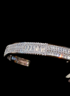 璀璨字母宝石手镯 镀18K金珠宝锆石竹节造型闪钻手镯开口可调节