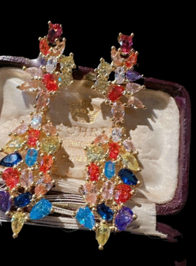 在逃公主彩虹雨滴宝石项链 古董感 镀18K金 非凡洋红花朵锆石耳环