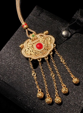 古法金色掐丝錾花平安锁项链