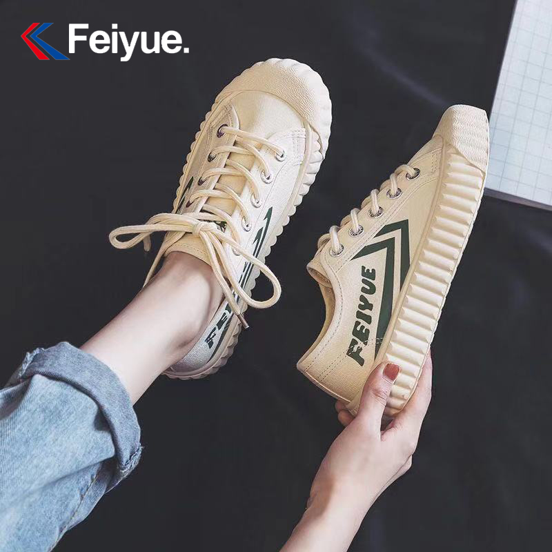 feiyue/飞跃帆布鞋女饼干鞋春季潮鞋新款小白鞋时尚街拍板鞋8332 - 图1