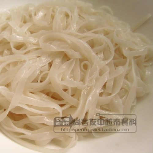 越南檬粉干河粉粿条越印扁粉檬粉越南火车头河粉1包500克宽扁河粉 - 图2