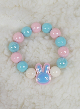 女甜美小兔子串珠手链