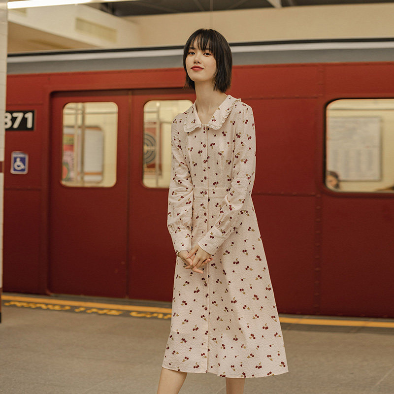 茵曼秋装2020年新款盐系樱桃连衣裙 茵曼翰飞连衣裙