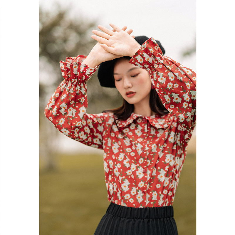 茵曼法式复古娃娃领碎花纯棉衬衫 茵曼翰飞衬衫