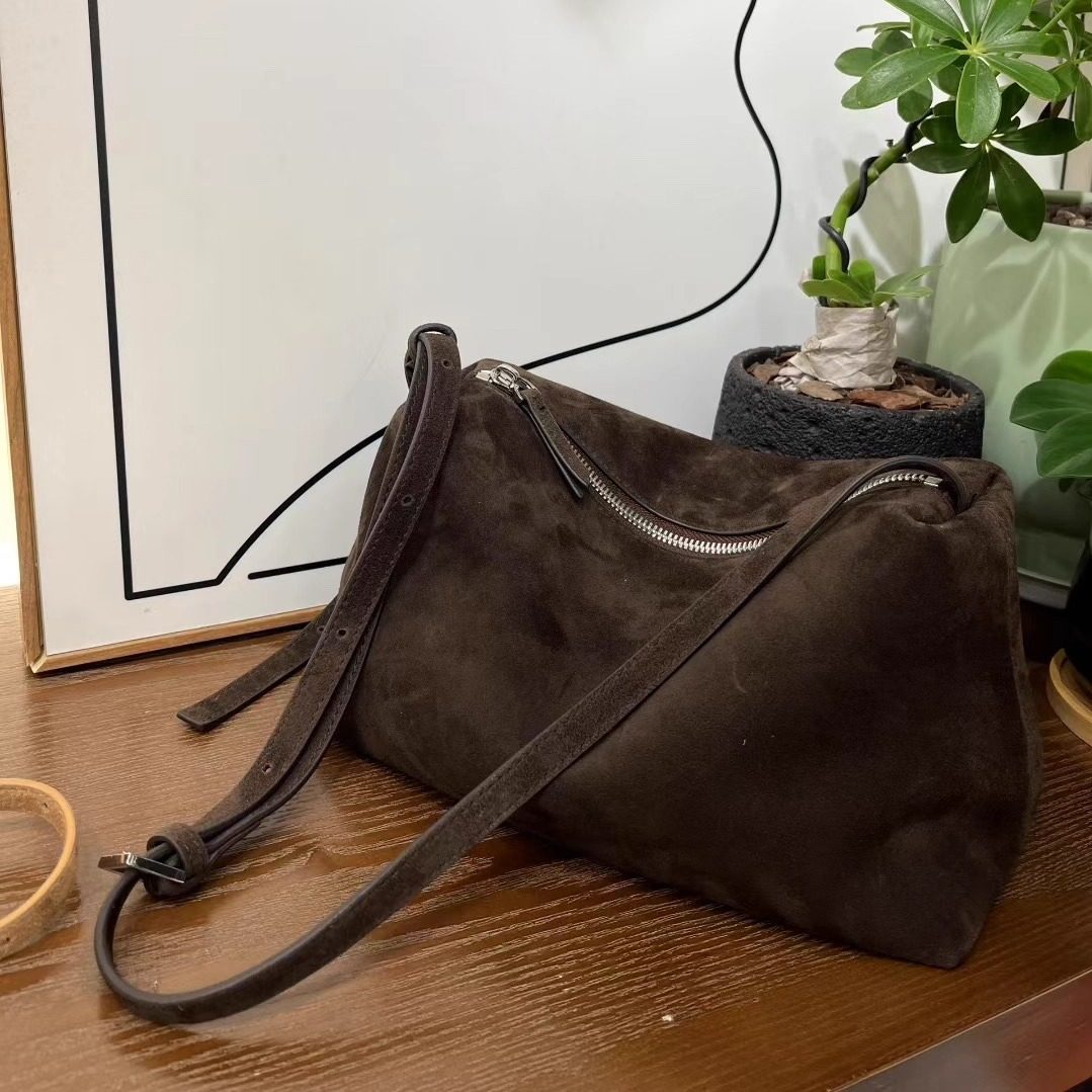 日韩简约百搭羊京绒枕头豆腐包真皮小方包单肩斜挎女包休闲百搭潮,淘宝优惠券,粉丝福利购,淘宝优惠卷