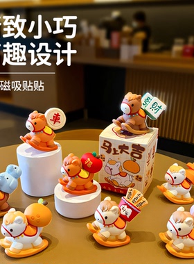 国潮马上有钱招财桌面摆件