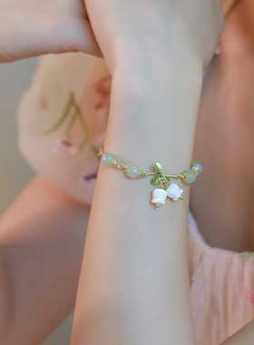 925银和田玉铃兰花手链女手饰