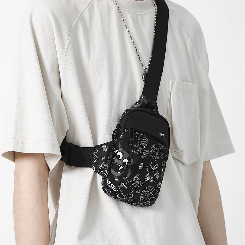 Graffiti crossbody bag men's sports shoulder bag chest bag