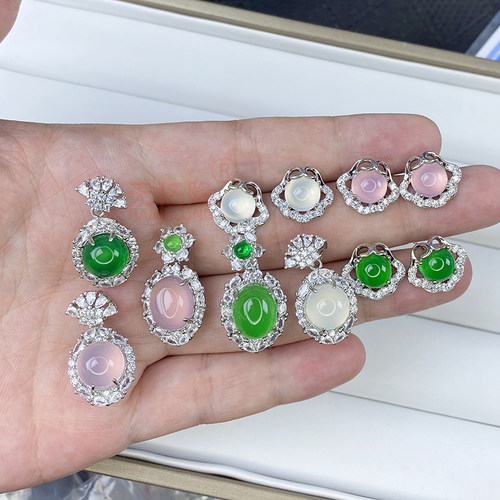 冰种玉髓耳钉女款翡翠色玉石链子吊坠子镶嵌宝石白耳环玉玛瑙耳坠 - 图1