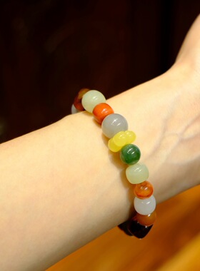 和田玉多宝手链腕间山水一链藏千秋 ，搭配蜜蜡，南红直径约10mm