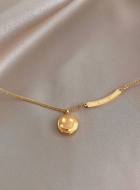 轻奢钛钢女网红笑脸项链in