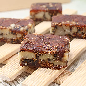 一品玉新疆无花果夹核桃252g独立小包装