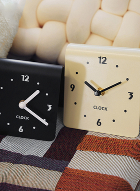 态生活ins奶油风台式座钟客厅家用时钟现代创意静音学生台钟摆件