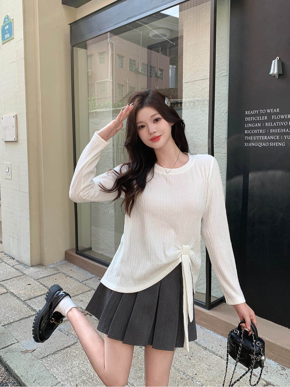 小吉家大码女装秋季新款长袖开叉T恤胖mm宽松显瘦设计感正肩上衣 - 图0