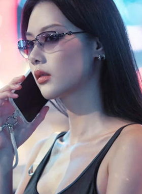 Y2K千禧风半框墨镜女2025新款韩版高级欧美风太阳眼镜未来科技感