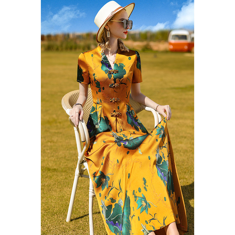  帝弗润驰连衣裙