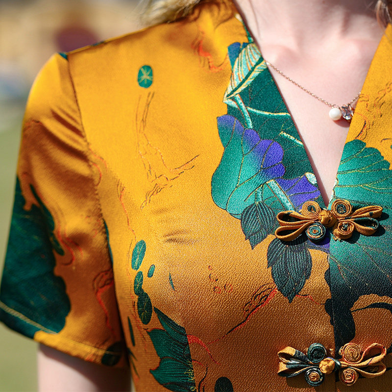  帝弗润驰连衣裙