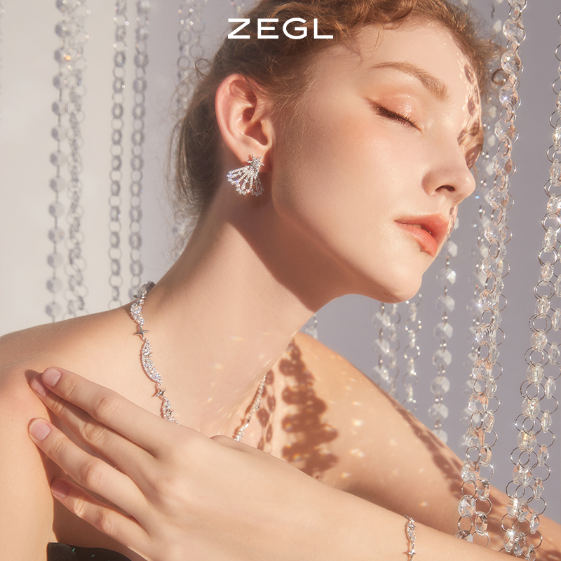 ZEGL设计师星月项链女轻奢小众高级设计感锁骨链手链耳环耳饰套装 - 图3