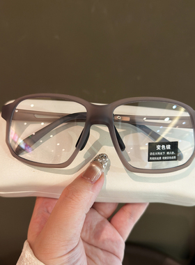 LAOPING感光变色眼镜男女方形大框防紫外线户外运动黑框可配度数