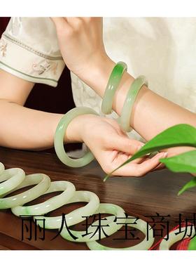 新疆和田玉色青海翠青老料质地冰透水润翠色葱翠欲滴女款手镯百搭