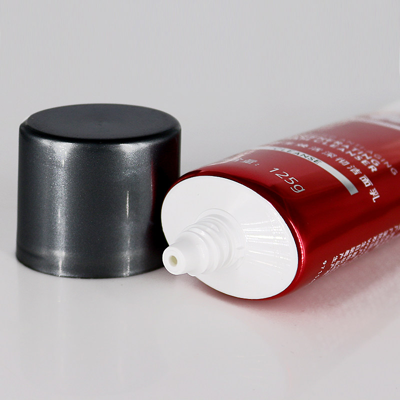 玉兰油新生焕活女士深层清洁洗面奶 三采化妆品洁面