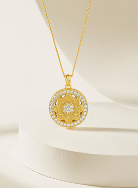 周六福八宝罗盘吊坠女S925银黄金色链坠新中式国风圣诞礼物送女友