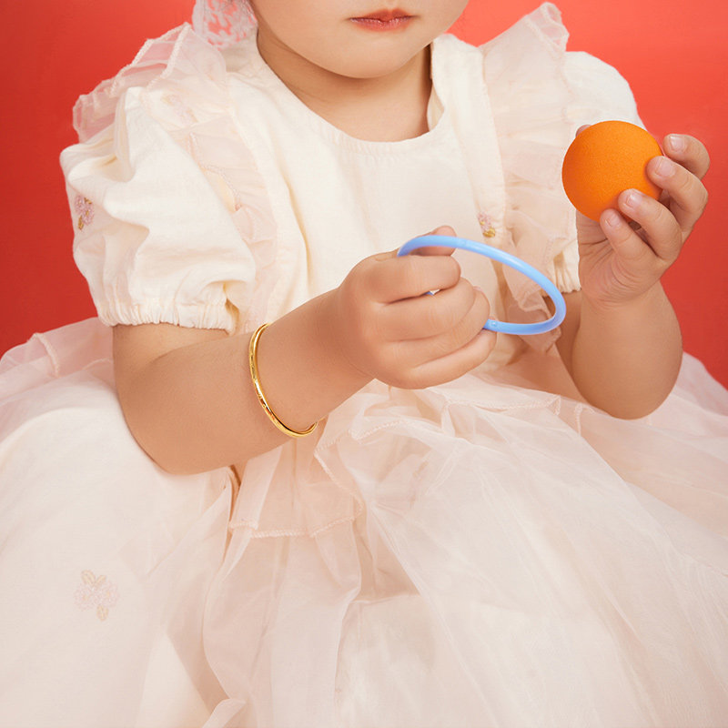 周六福黄金手镯足金儿童平安镯子计价活口宝宝新生婴儿新年礼物,淘宝优惠券,粉丝福利购,淘宝优惠卷