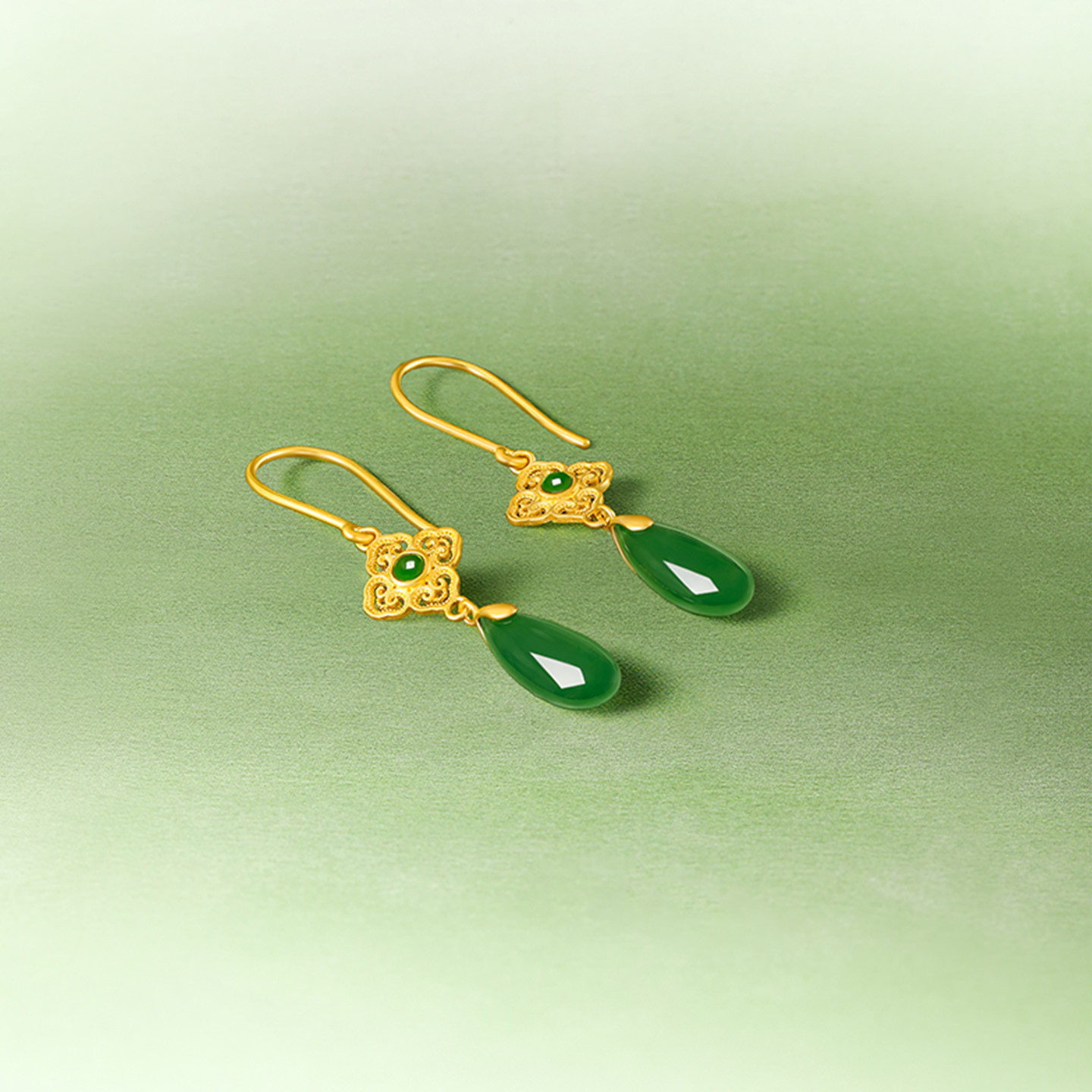 周六福珠宝金镶玉耳饰女款黄金足金和田碧玉水滴耳钩耳钉新年礼物,淘宝优惠券,粉丝福利购,淘宝优惠卷