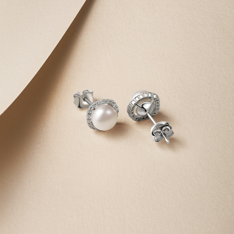 周六福赫本风淡水珍珠耳饰优雅S925银耳环圣诞礼物送女友 - 图1