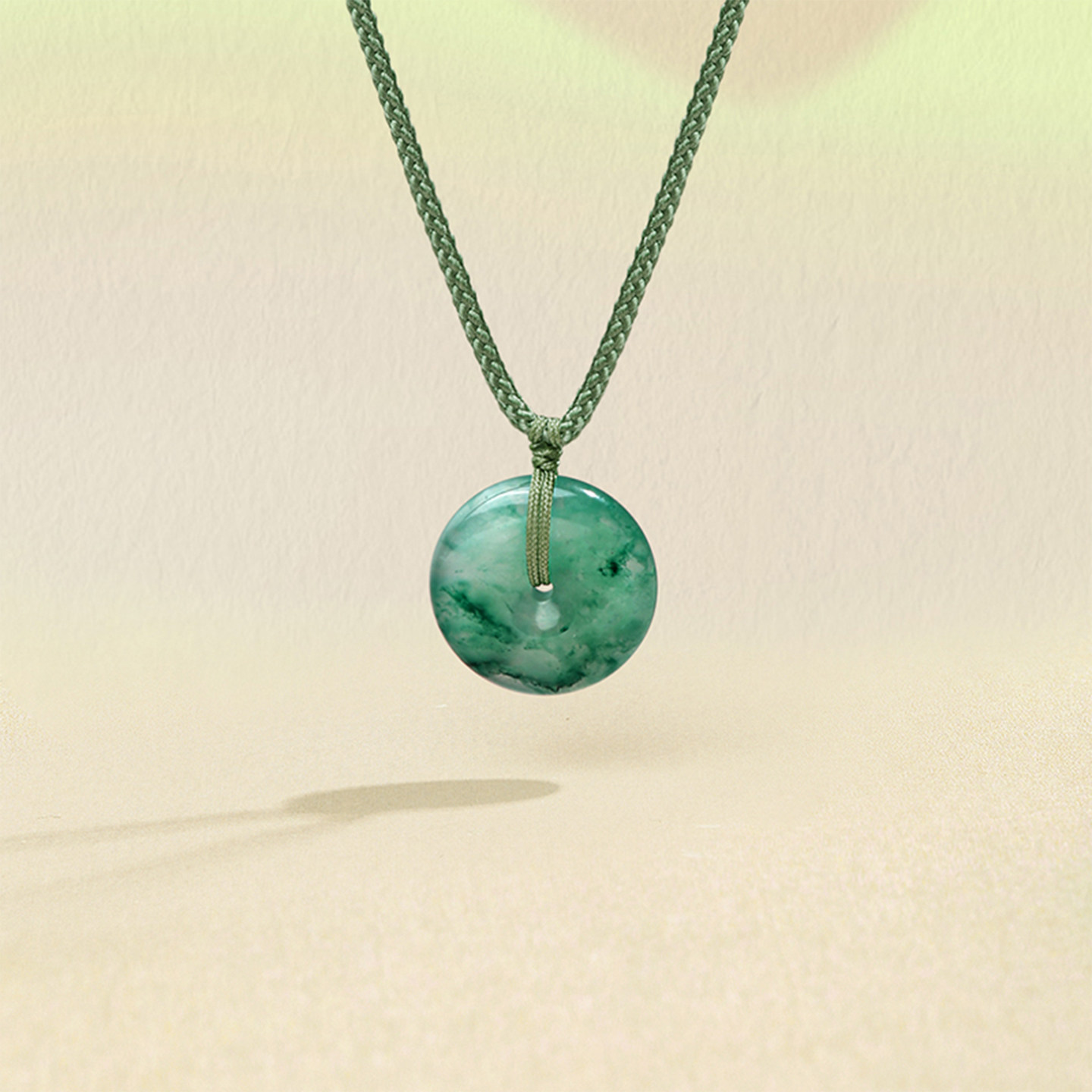 周六福天然正品飘花非洲翠玉吊坠如意平安扣挂坠编绳送新年礼物,淘宝优惠券,粉丝福利购,淘宝优惠卷