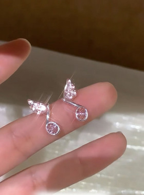 甜酷风粉钻音符耳钉小巧精致少女