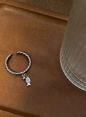 乔治姐姐/小鱼吊坠戒指复古冷淡风链条开口个性指环食指戒女