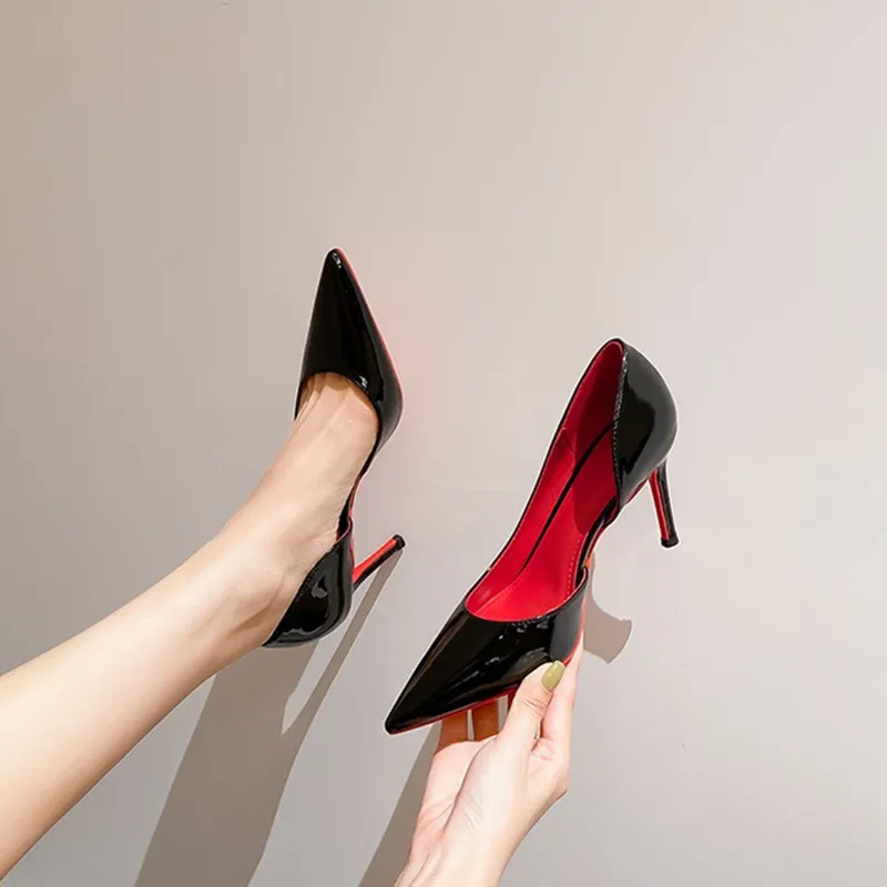 侧空高跟鞋2025年新款黑色尖头漆皮红底女细跟性感小众气质名媛鞋,淘宝优惠券,粉丝福利购,淘宝优惠卷