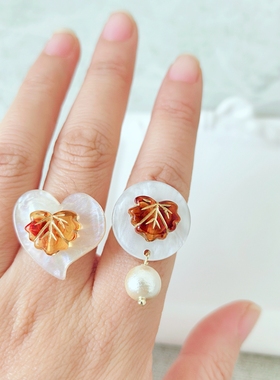 秋冬琥珀色枫叶珍珠文艺爱心戒指